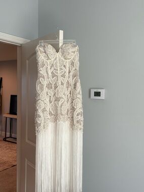 Oscar de la Renta Ivory Strapless Beaded Fringe Gown